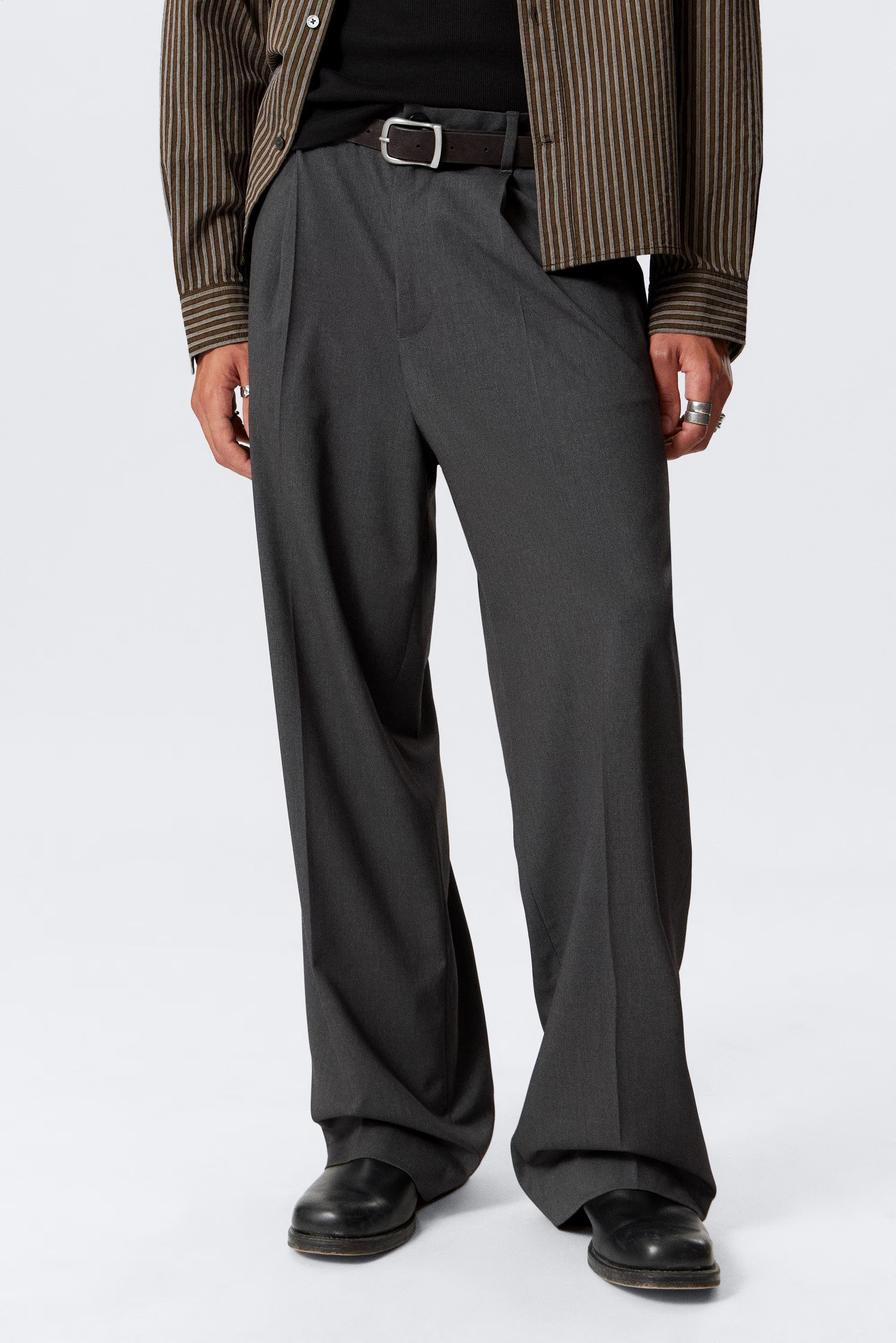 Club Ninety Loose Suit Trousers